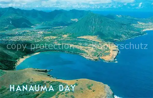 AK / Ansichtskarte Hawaii_US State Aerial view of Hanauma Bay and nearby Koko Crater may be seen in the background 