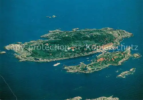 AK / Ansichtskarte Frederikso_Bornholm Christanso og bagerst Danmarks ostligste punkt Ostre Skaer Fliegeraufnahme Frederikso Bornholm