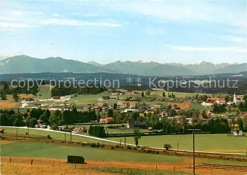 AK / Ansichtskarte Huglfing Panorama Blick auf Oberhauser und Alpenkette mit Zugspitze Huglfing