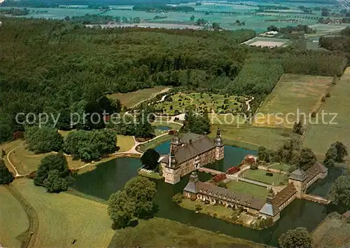 AK / Ansichtskarte Lembeck Schloss Museum Park Hotel Fliegeraufnahme Lembeck
