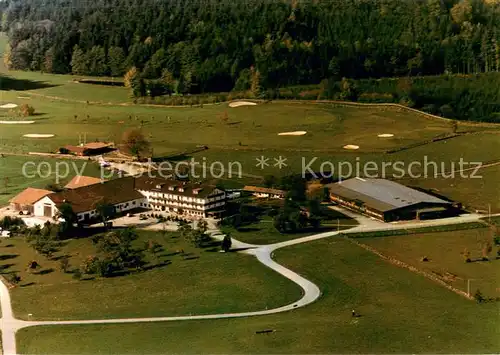 AK / Ansichtskarte Kronberg_Hoeslwang Gutspension Reiterhof Restaurant Gut Kronberg Fliegeraufnahme Kronberg Hoeslwang