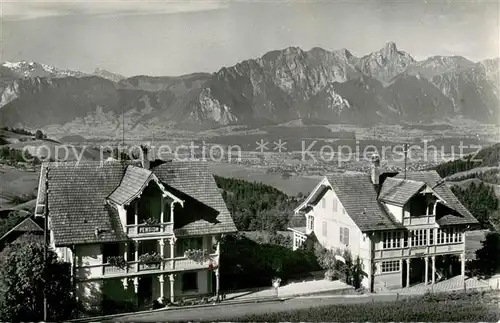 AK / Ansichtskarte Goldiwil Hotel Pension Bluemlisalp mit Thunersee und Stockhornkette Goldiwil