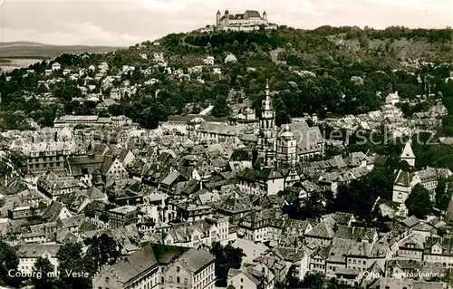 AK / Ansichtskarte Coburg Stadtbild mit Veste Coburg