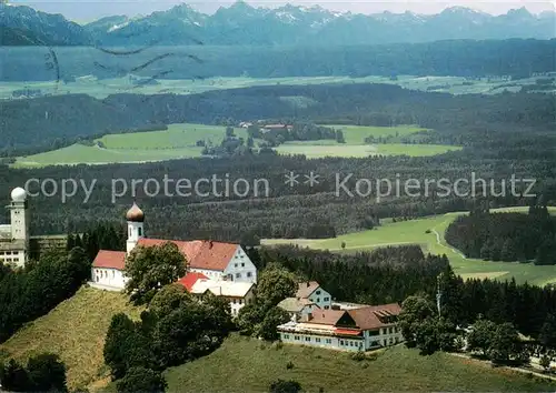 AK / Ansichtskarte Hohenpeissenberg Bayerischer Rigi Terrassen Cafe Restaurant Fliegeraufnahme Hohenpeissenberg