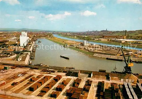 AK / Ansichtskarte Bamberg Hafen Blick vom M.S.G. Turm auf Hafenbecken II und Rhein Main Donau Kanal Fliegeraufnahme Bamberg