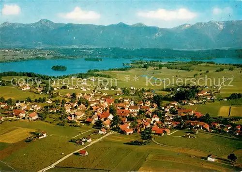 AK / Ansichtskarte Uffing_Staffelsee Fliegeraufnahme mit Herzogstand Heimgarten und Estergebirge Uffing_Staffelsee
