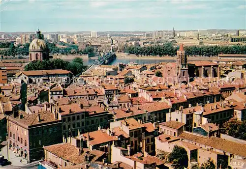 AK / Ansichtskarte Toulouse_Haute Garonne Vue generale les clochers et les tours vus du quartier St Cyprien Toulouse Haute Garonne