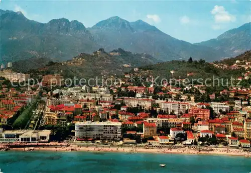 AK / Ansichtskarte Menton_Alpes_Maritimes Vue generale aerienne sur la Ville Le Casino Le Paris Palace Menton_Alpes_Maritimes