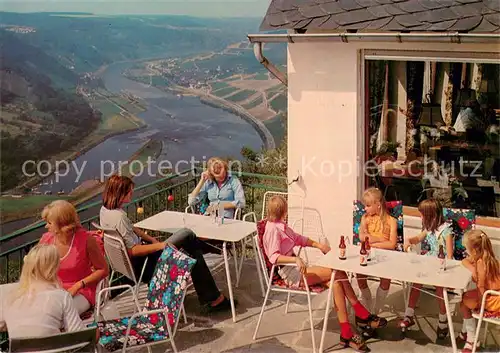 AK / Ansichtskarte Starkenburg Weinstube Moselblick Terrasse Blick ins Moseltal Starkenburg