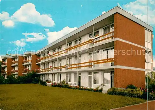 AK / Ansichtskarte Hungen Wohnblock Hungen