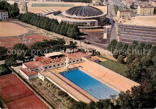 AK / Ansichtskarte Lyon_France Piscine et Palais des Sports Vue aerienne Lyon France