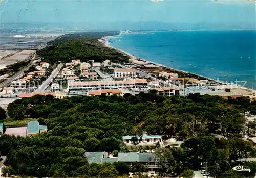 AK / Ansichtskarte Hyeres_les_Palmiers La Bergerie Cote d Azur vue aerienne Hyeres_les_Palmiers