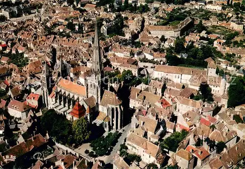 AK / Ansichtskarte Autun La Cathedrale Saint Lazare vue aerienne Autun