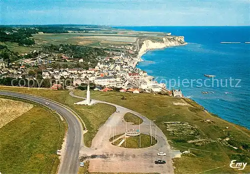 AK / Ansichtskarte Arromanches les Bains Port Winston Vestiges du debarquement du 6 juin 1944 vue aerienne Arromanches les Bains