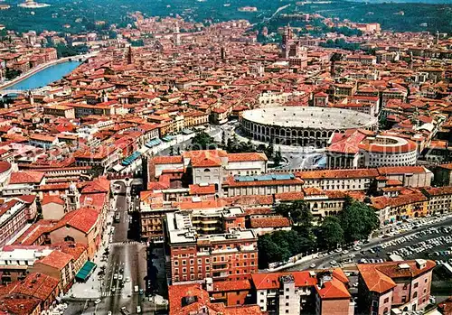 AK / Ansichtskarte Verona_Veneto Stadtpanorama mit Arena Fliegeraufnahme Verona Veneto