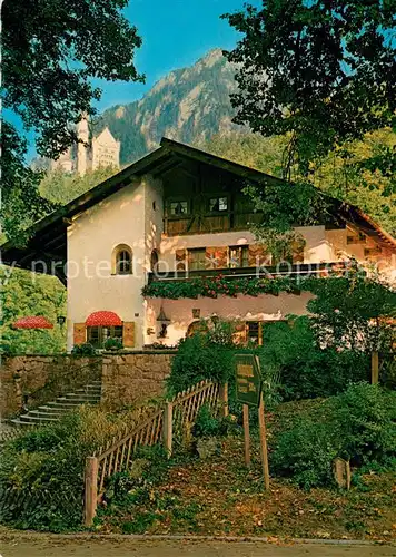 AK / Ansichtskarte Hohenschwangau Cafe Restaurant Kainz mit Schloss Neuschwanstein Hohenschwangau