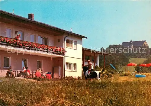 AK / Ansichtskarte Hofheim_Unterfranken Landgasthof Burgblick Kinderspielplatz Hofheim Unterfranken