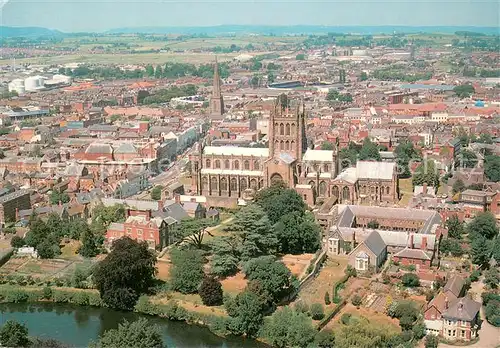 AK / Ansichtskarte Hereford_UK Cathedral and City Centre aerial view Hereford UK