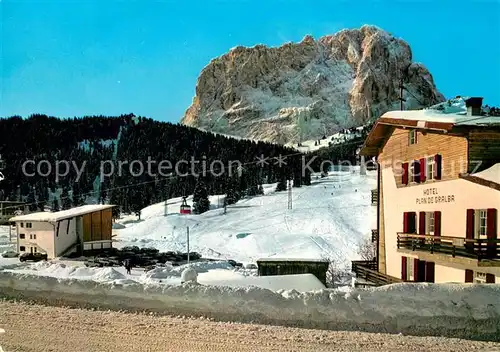 AK / Ansichtskarte Groeden_Tirol Hotel Plan de Gralba Groedental Dolomiten Seilbahn Piz Sella mit Langkofel Groeden Tirol