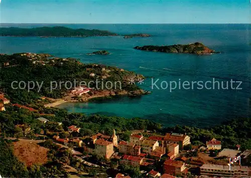 AK / Ansichtskarte Presqu_Ile de Giens Giens et les Iles du Grand Ribaud et de Porquerolles vue aerienne Cote d Azur Presqu_ile de Giens