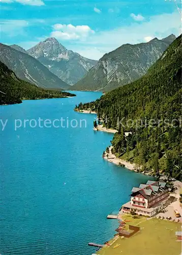 AK / Ansichtskarte Reutte_Tirol Hotel Forelle am Plansee mit Thaneller Alpenpanorama Fliegeraufnahme Reutte Tirol