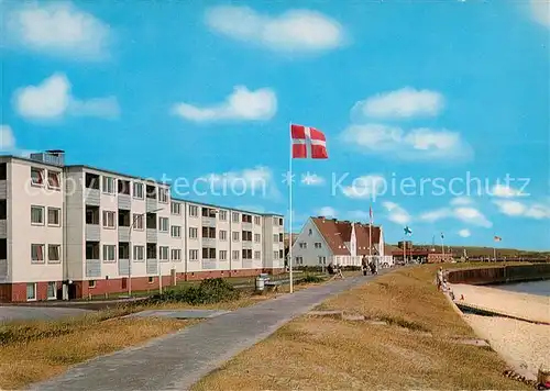 AK / Ansichtskarte Hoernum_Sylt Promenade am Hafen Nordseebad Flagge Hoernum Sylt