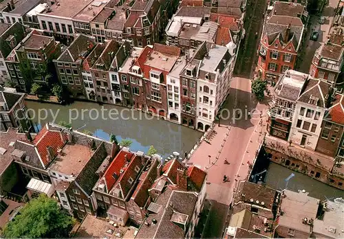 AK / Ansichtskarte Utrecht Gezicht vanaf Domtoren Maartensbrug Oudegracht Zoutmarkt en Zadelstraat Utrecht