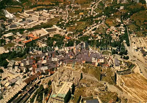 AK / Ansichtskarte Briancon La plus haute ville d Europe vue aerienne Briancon
