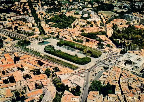 AK / Ansichtskarte Montpellier_Herault Jardins du Peyrou et Palais de Justice vue aerienne Montpellier Herault