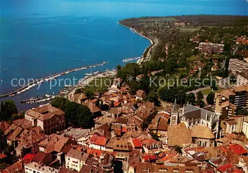 AK / Ansichtskarte Thonon les Bains La Ville et le Lac Leman Vue aerienne Thonon les Bains