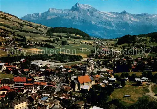 AK / Ansichtskarte Megeve La Ville et les Aiguilles de Warens Megeve
