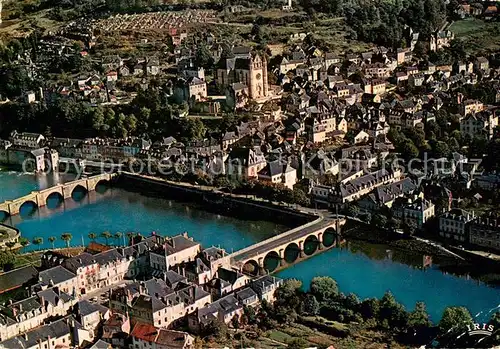 AK / Ansichtskarte Terrasson Lavilledieu Vue densemble aerienne les Ponts et l Eglise Terrasson Lavilledieu