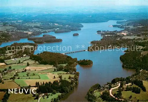 AK / Ansichtskarte Neuvic_Correze Vue aerienne Lac de Neuvic d Ussel Neuvic Correze