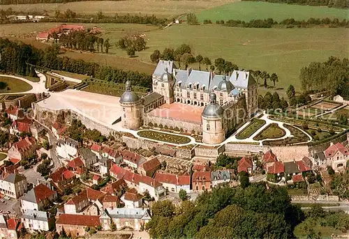 AK / Ansichtskarte Hautefort Le Chateau Vue aerienne Hautefort