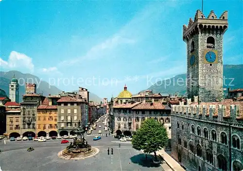 AK / Ansichtskarte Trento Piazza del Duomo e Torre Civier Trento