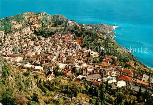 AK / Ansichtskarte Taormina_Sizilien Panorama Kueste Ansicht vom Berg aus Taormina Sizilien