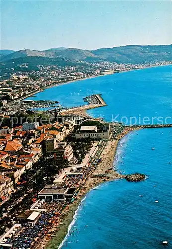 AK / Ansichtskarte Loano Panorama Riviera dei Fiori veduta aerea Loano