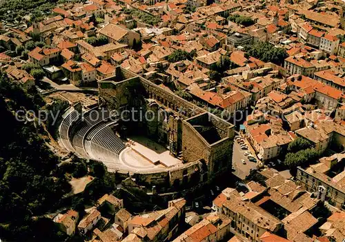 AK / Ansichtskarte Orange_Vaucluse En avion au dessus du Theatre Antique Orange Vaucluse