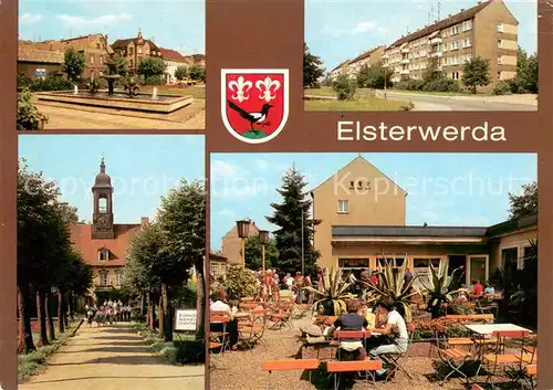 AK / Ansichtskarte Elsterwerda Wappenbrunnen am Markt Strasse des Aufbaues Schloss Eiscafe Elsterwerda