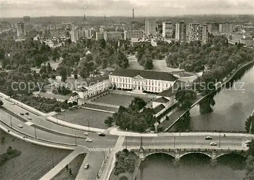AK / Ansichtskarte Berlin Schloss Bellevue mit Hansaviertel Fliegeraufnahme Berlin