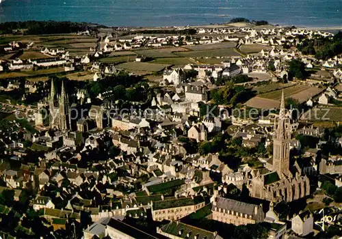 AK / Ansichtskarte Saint Pol de Leon Cathedrale et le Kreisker vue aerienne Saint Pol de Leon