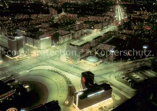 AK / Ansichtskarte Berlin Blick vom Fernsehturm bei Nacht Berlin