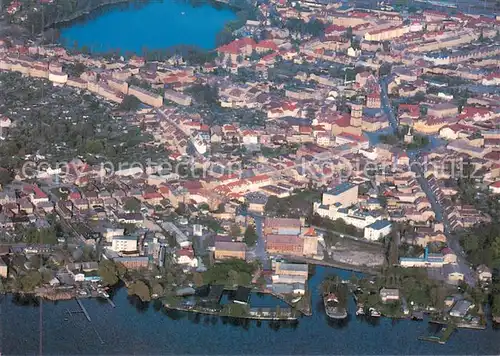 AK / Ansichtskarte Neustrelitz Fliegeraufnahme mit Zierker See und Glambecker See Neustrelitz
