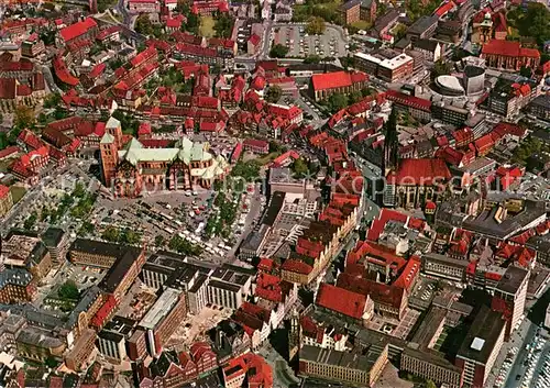 AK / Ansichtskarte Muenster_Westfalen Fliegeraufnahme mit Dom Lambertikirche und Prinzipalmarkt  Muenster_Westfalen