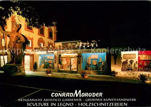 AK / Ansichtskarte St_Ulrich_Groeden_Tirol Herstellung von religioesen und profanen Holzschnitzereien des heimischen Kunstgewerbes St_Ulrich_Groeden_Tirol