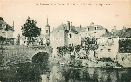 AK / Ansichtskarte Sable sur Sarthe Un coin de Sable vu de la Place de la Republique Sable sur Sarthe