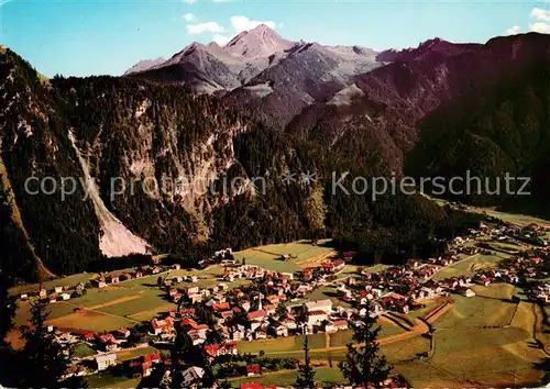 AK / Ansichtskarte Mayrhofen_Zillertal Fliegeraufnahme mit Ahornspitze Mayrhofen_Zillertal