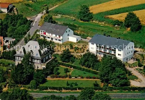 AK / Ansichtskarte Staudernheim Gaestehaus Tanneneck und Rosenschloesschen Fliegeraufnahme Staudernheim