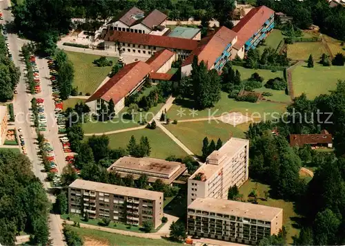 AK / Ansichtskarte Starnberg Kreiskrankenhaus Starnberg am See Fliegeraufnahme Starnberg
