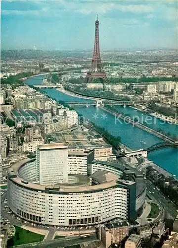 Paris Maison de l O.R.T.F. Architecte Henri Bernard la Seine et la Tour Eiffel vue aerienne Paris